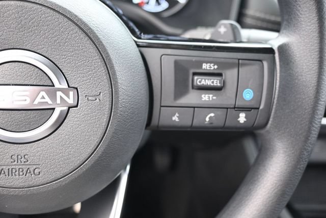 Used 2023 Nissan Rogue SV FWD image 16