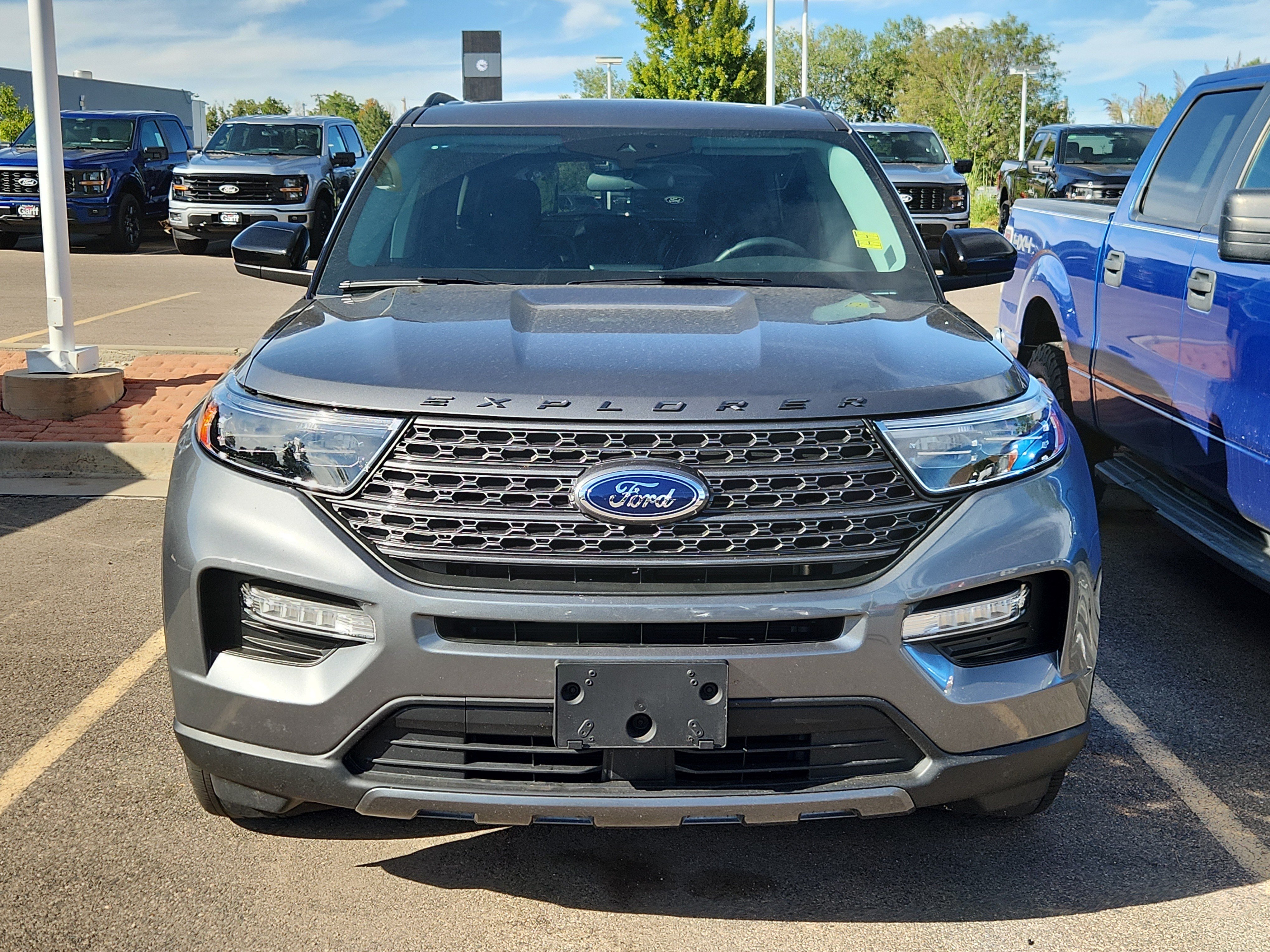 Certified 2024 Ford Explorer XLT w/ Equipment Group 202A AWD/4WD image 3