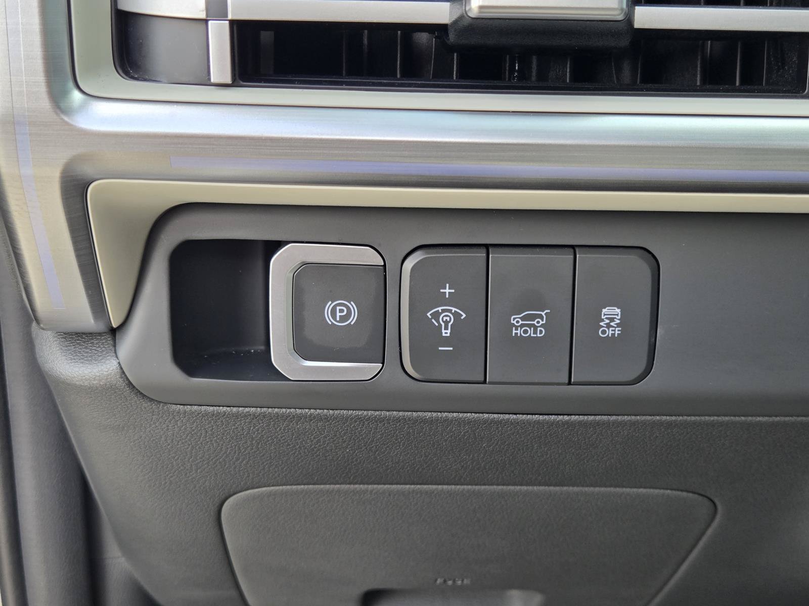 Used 2024 Hyundai Santa Fe Calligraphy FWD image 27