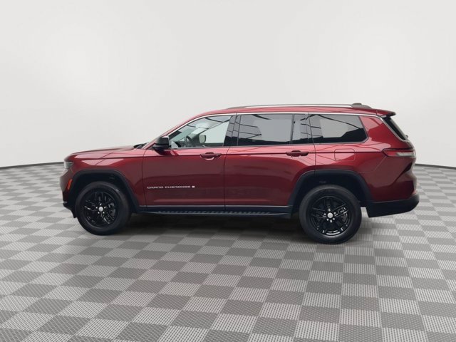 Used 2023 Jeep Grand Cherokee L Laredo w/ Luxury Tech Group I AWD/4WD image 36