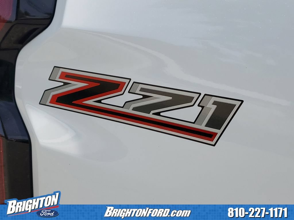 Used 2023 Chevrolet Colorado Z71 w/ Z71 Convenience Package 2 AWD/4WD image 5
