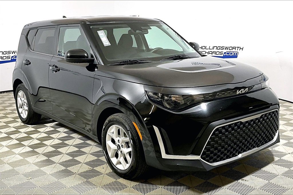 Used 2024 Kia Soul LX w/ Option Group 015 image 3