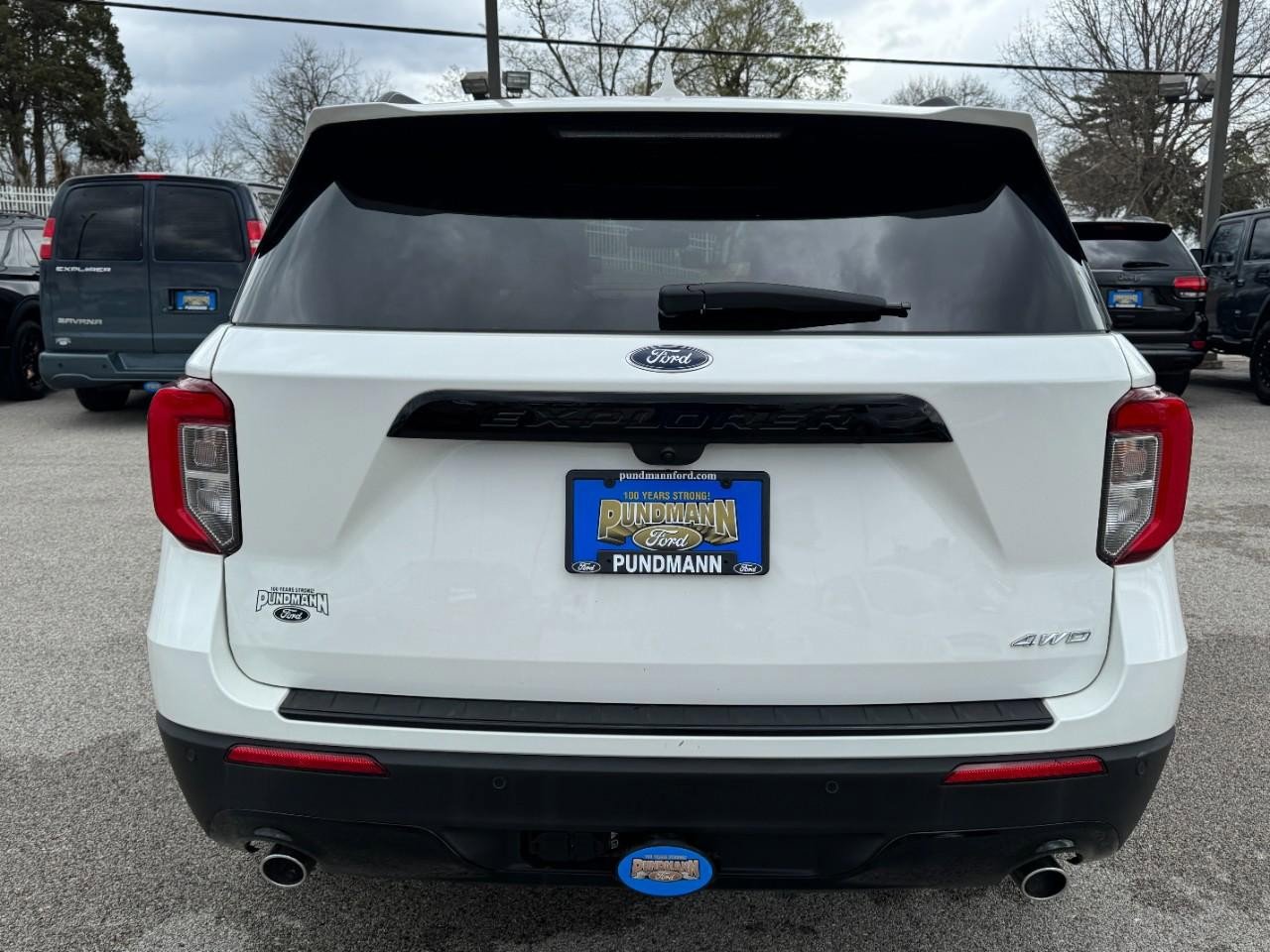 Certified 2024 Ford Explorer ST-Line w/ Class IV Trailer Tow Package image 4