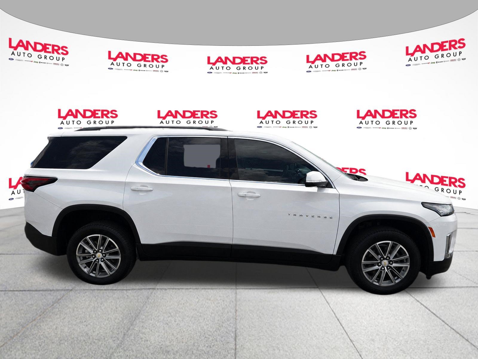 Used 2023 Chevrolet Traverse LT FWD image 6