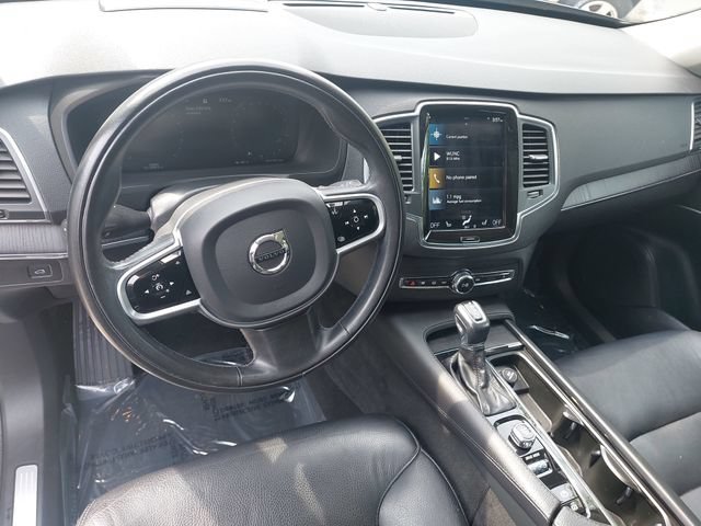 Used 2020 Volvo XC90 T6 Momentum AWD/4WD image 17
