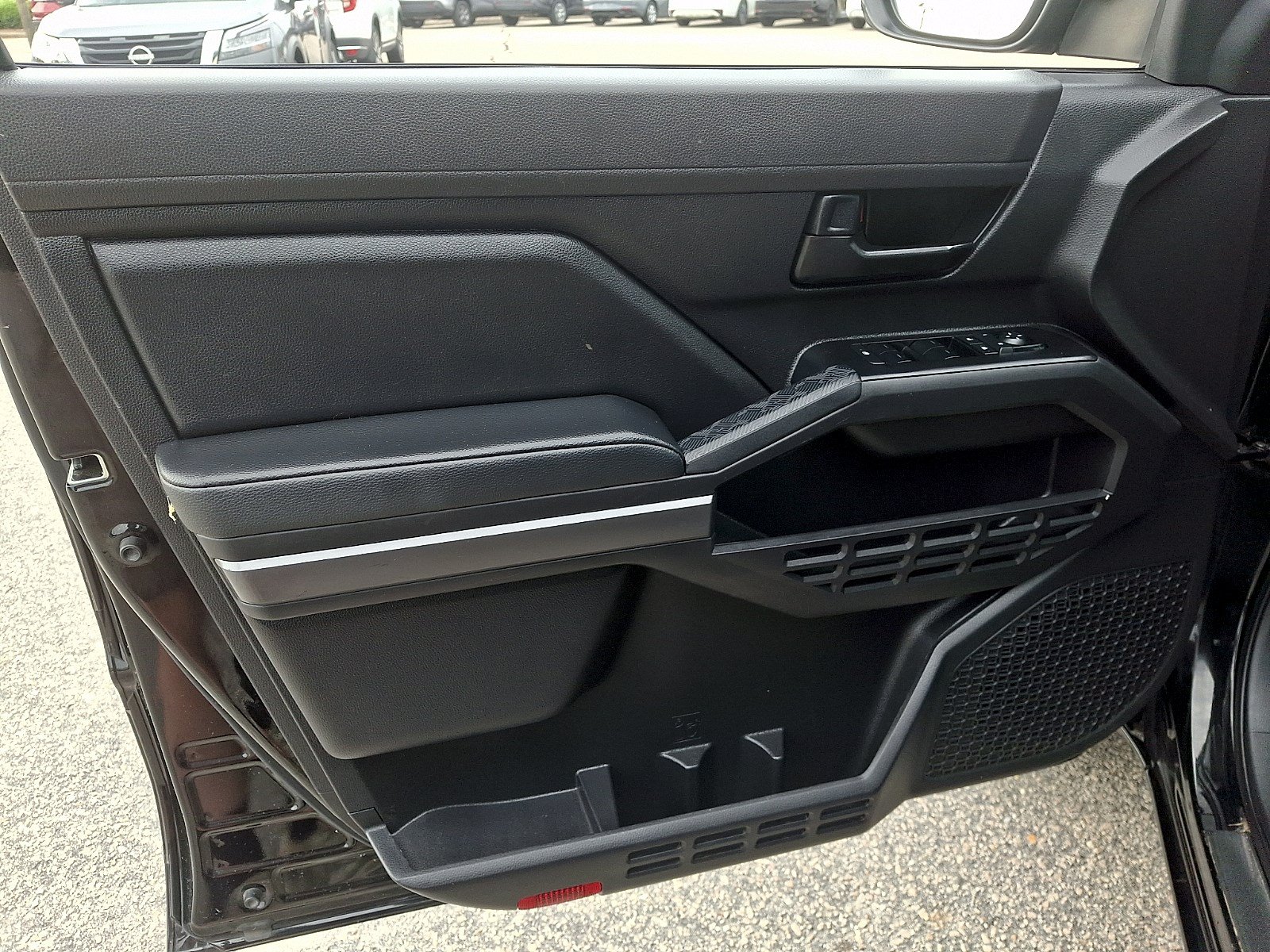 Used 2025 Toyota Tacoma SR5 RWD image 12