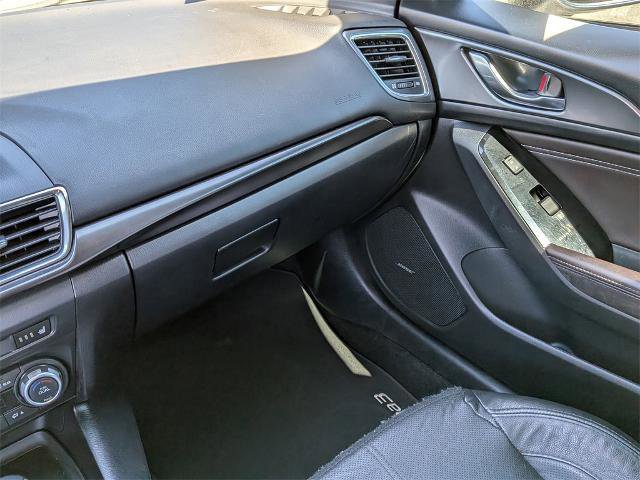 Used 2018 MAZDA MAZDA3 Grand Touring image 15