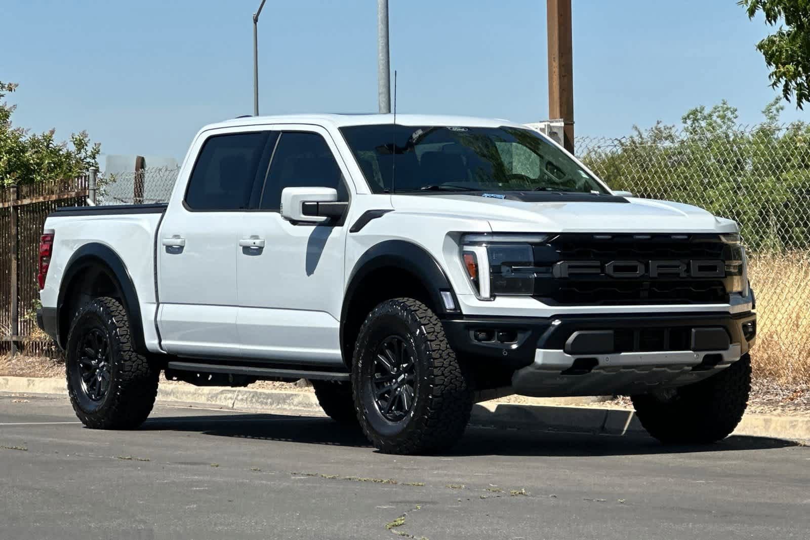 Certified 2025 Ford F150 Raptor AWD/4WD image 10