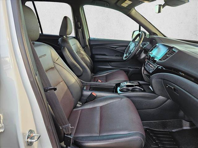 Used 2022 Honda Ridgeline Black Edition image 17