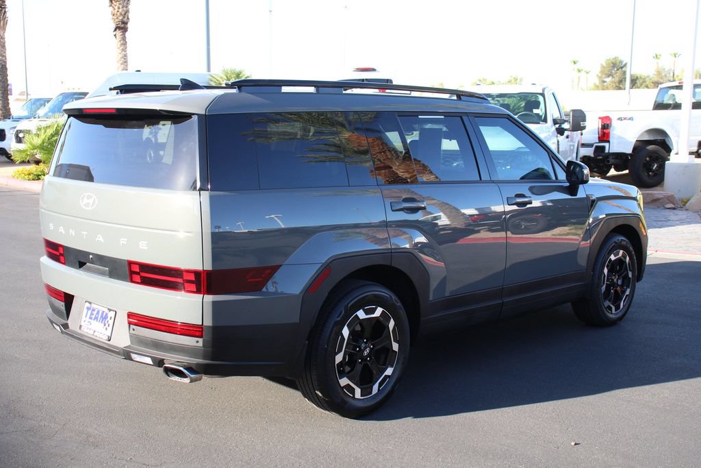 Used 2025 Hyundai Santa Fe SEL FWD image 8