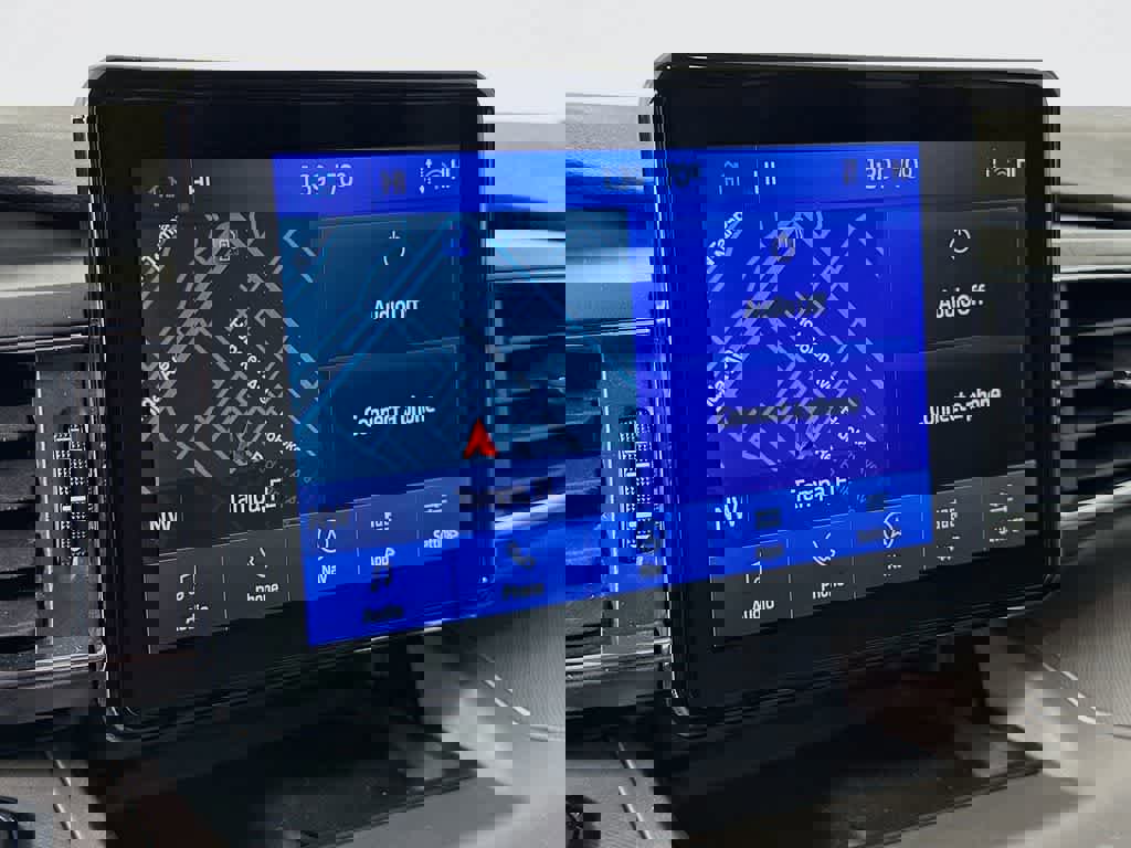 Certified 2022 Ford Explorer XLT w/ Equipment Group 202A image 20