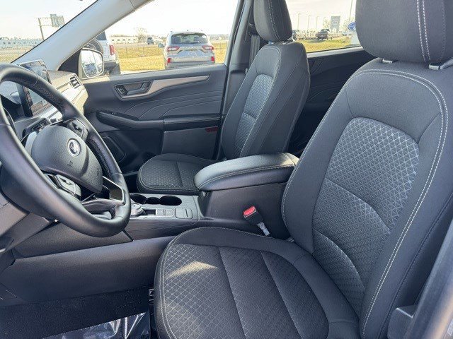 Certified 2024 Ford Escape Active image 12