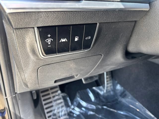 Used 2022 Kia Stinger GT2 w/ Scorpion Package AWD/4WD image 17