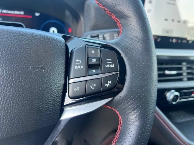 Certified 2025 Ford Explorer ST-Line AWD/4WD image 9