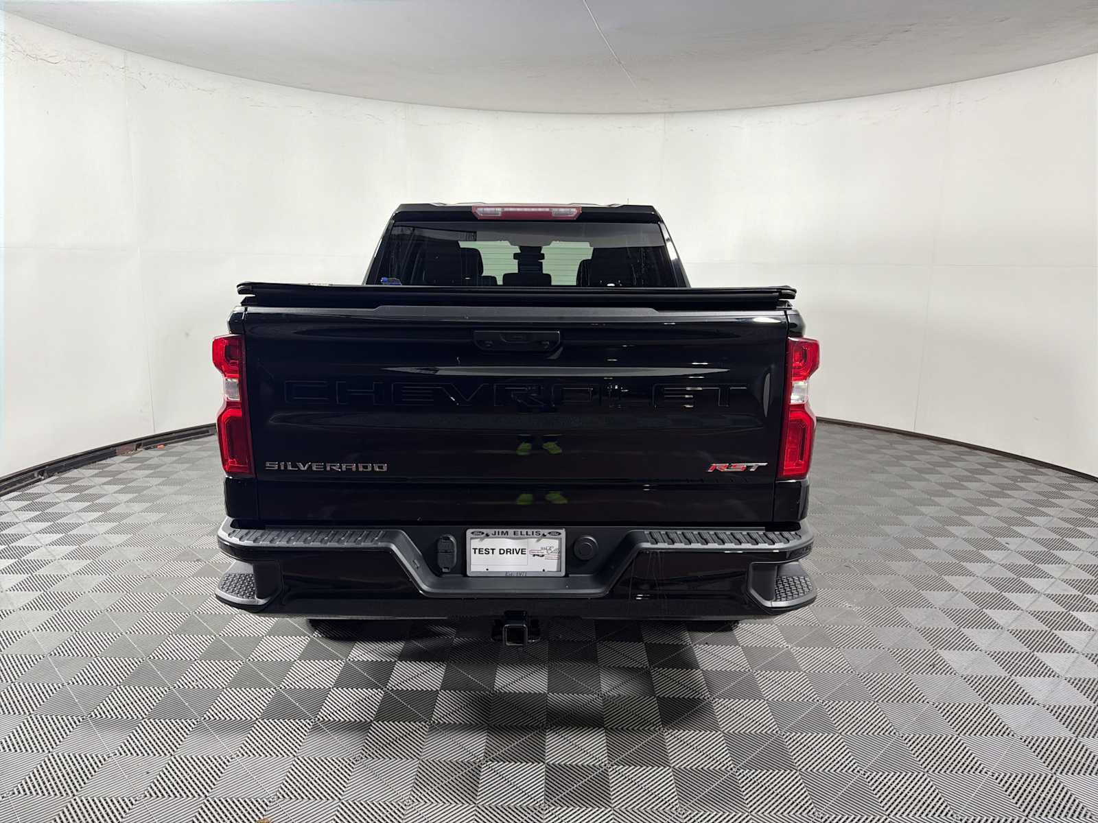 Used 2023 Chevrolet Silverado 1500 RST RWD image 10
