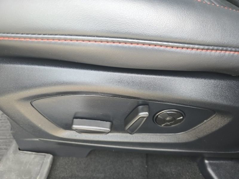 Certified 2025 Ford Explorer ST-Line w/ Premium Package image 9