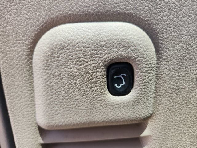 Used 2018 Jeep Grand Cherokee Limited RWD image 23