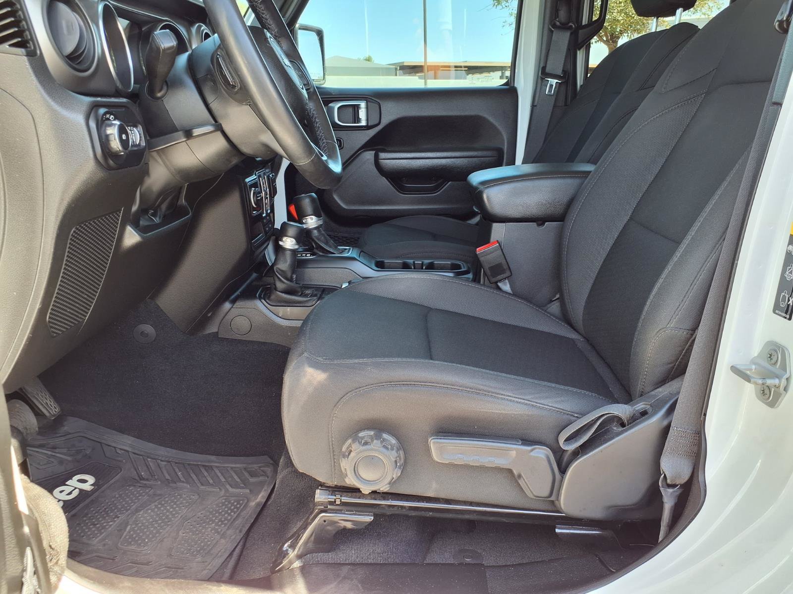 Used 2022 Jeep Wrangler Unlimited Sport AWD/4WD image 21