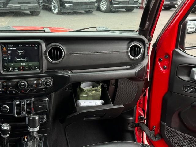 Used 2021 Jeep Wrangler Unlimited Sahara w/ Uconnect 4C Nav & Sound Group AWD/4WD image 35