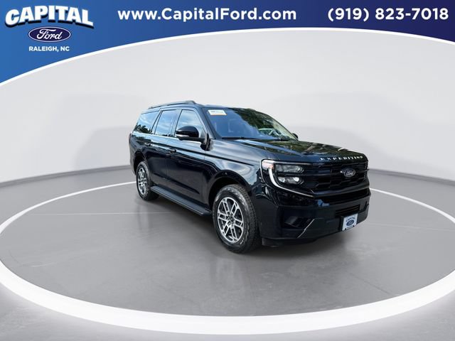 Certified 2025 Ford Expedition Active AWD/4WD image 2