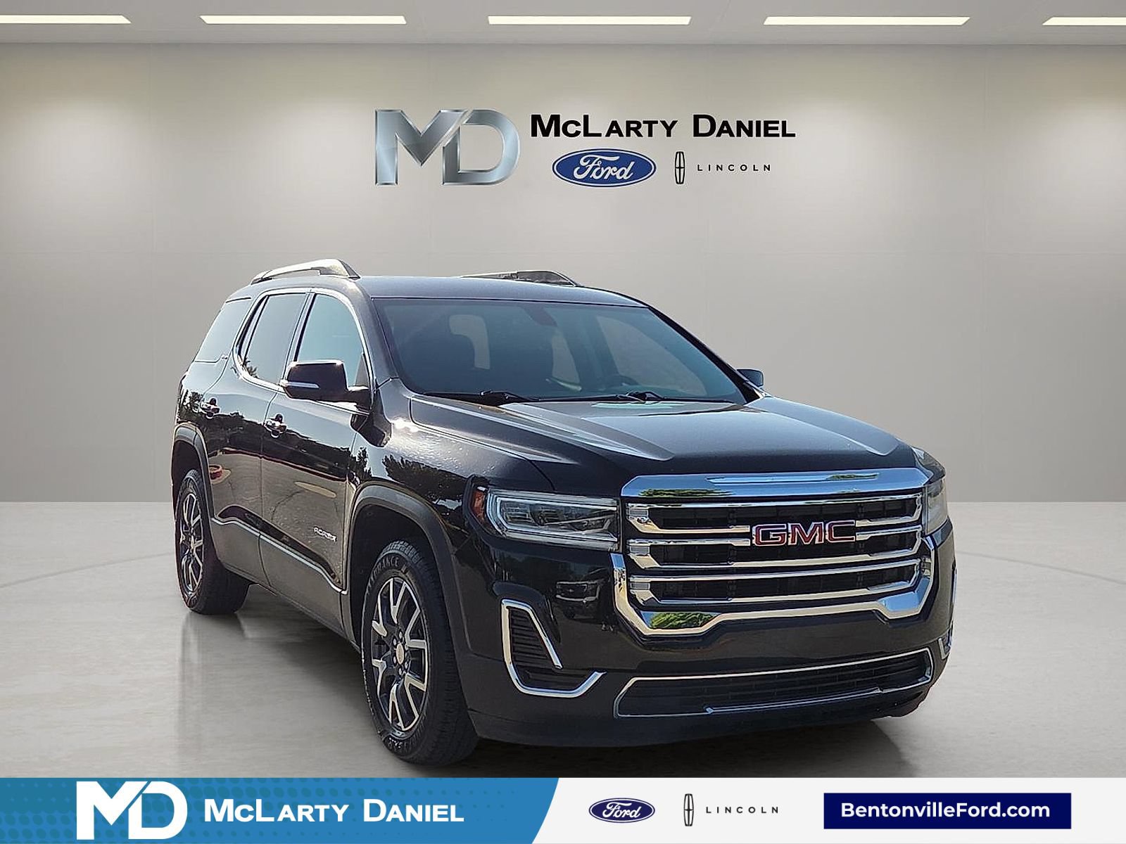 Used 2021 GMC Acadia SLE w/ Driver Convenience Package
