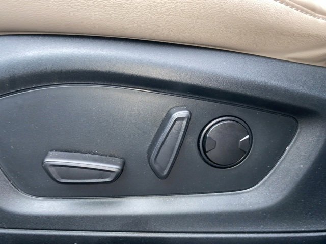 Certified 2023 Ford Explorer XLT w/ Equipment Group 202A image 21