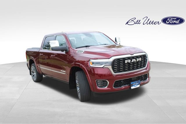 Used 2025 RAM 1500 Tungsten w/ Towing Technology Group AWD/4WD image 3
