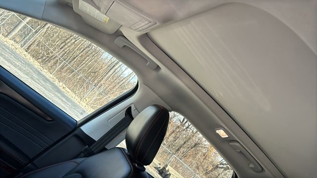 Certified 2022 Ford Escape SEL w/ SEL Stealth AWD Package image 10