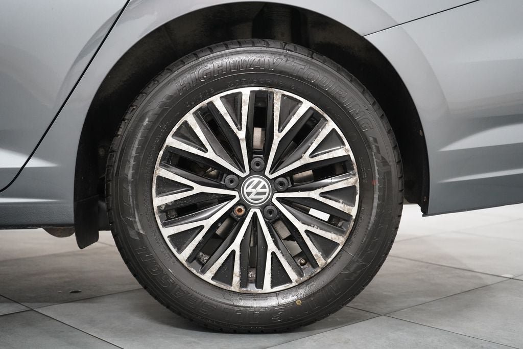 Used 2019 Volkswagen Jetta SEL FWD image 34