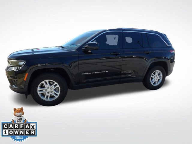 Used 2023 Jeep Grand Cherokee Laredo AWD/4WD image 4