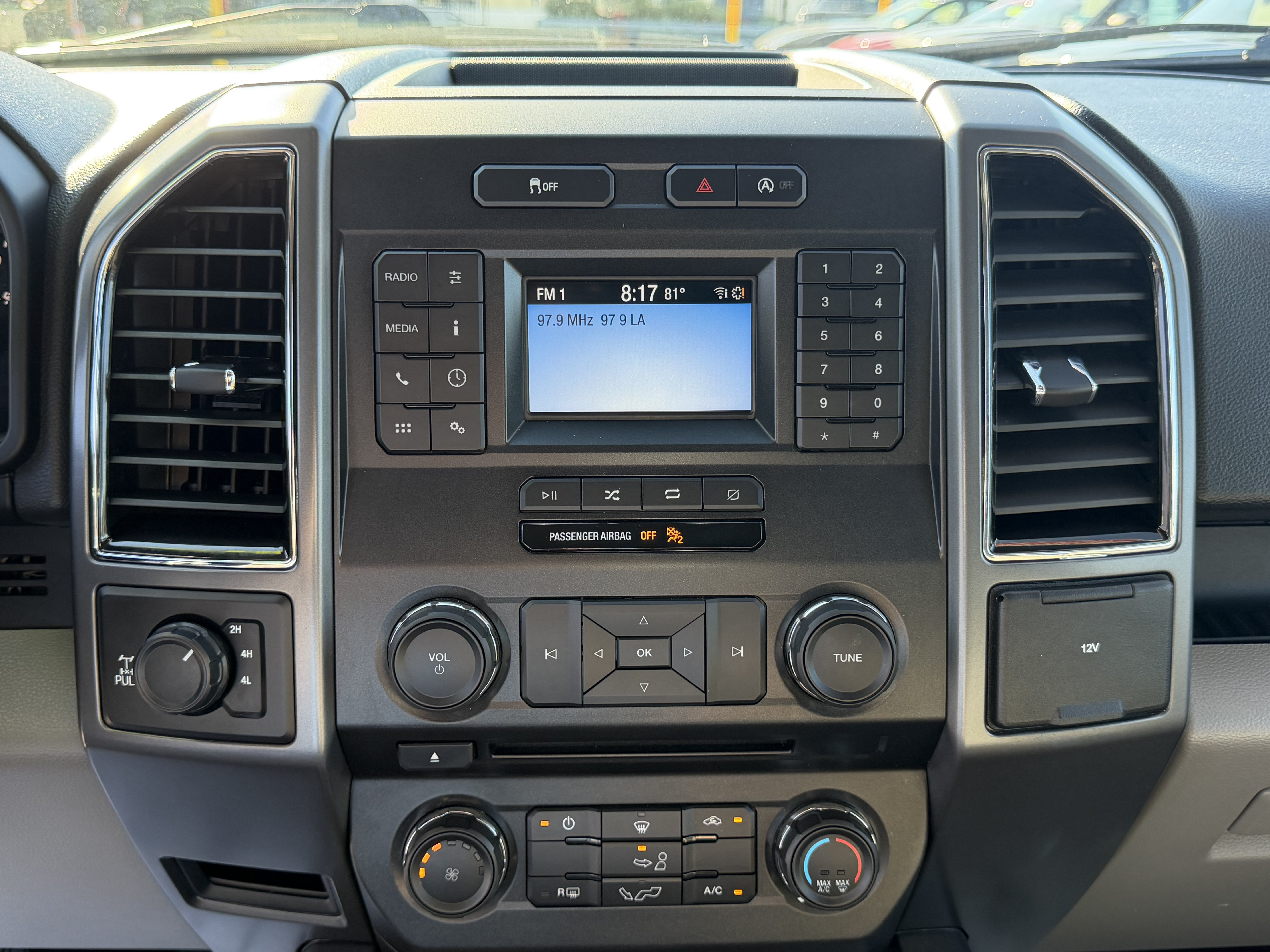 Certified 2018 Ford F150 XLT w/ Equipment Group 301A Mid AWD/4WD image 18