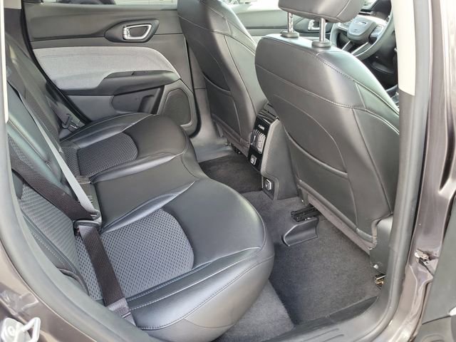 Used 2022 Jeep Compass Latitude image 18