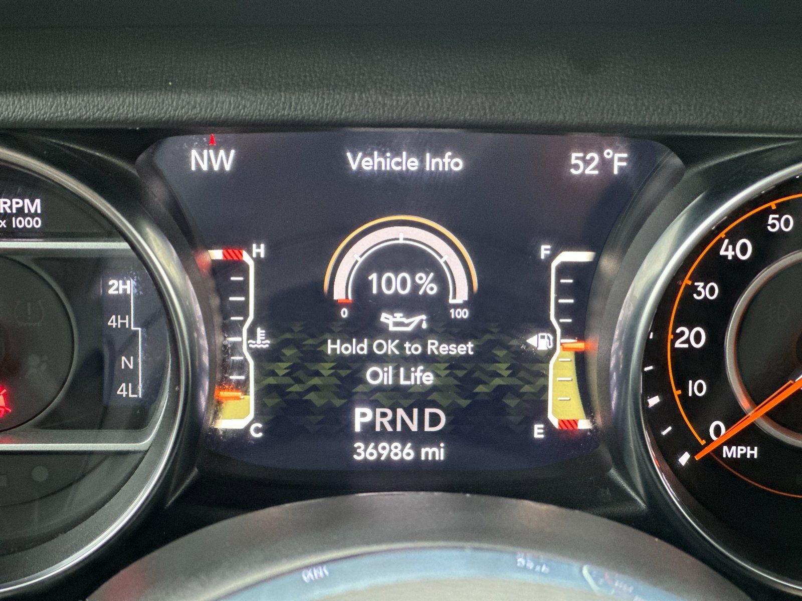 Used 2021 Jeep Wrangler Unlimited Sahara image 27