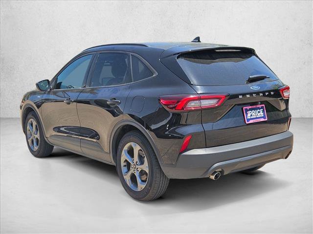 Certified 2025 Ford Escape ST-Line FWD image 8