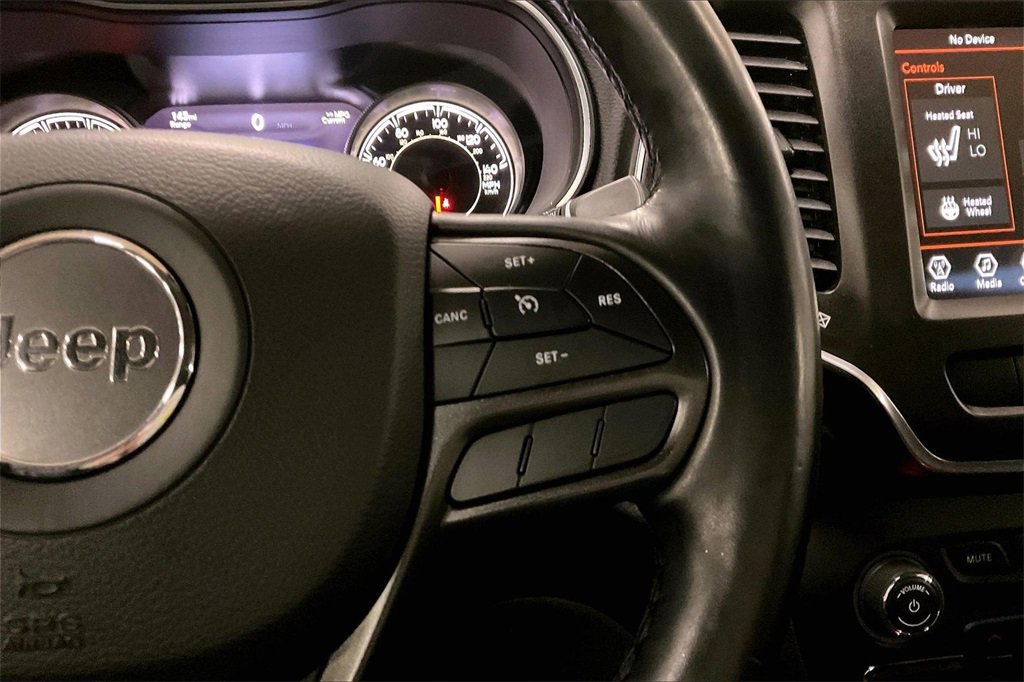 Used 2021 Jeep Cherokee Trailhawk w/ Trailer Tow Group image 18