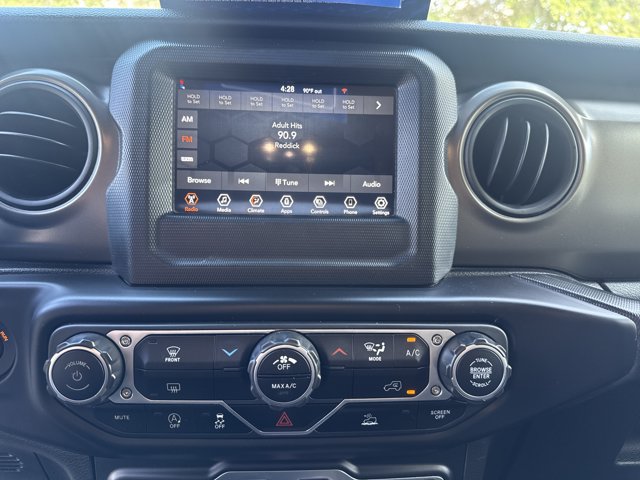 Used 2023 Jeep Wrangler Sport AWD/4WD image 18