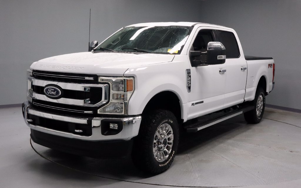 Certified 2022 Ford F250 XLT w/ XLT Premium Package AWD/4WD image 9