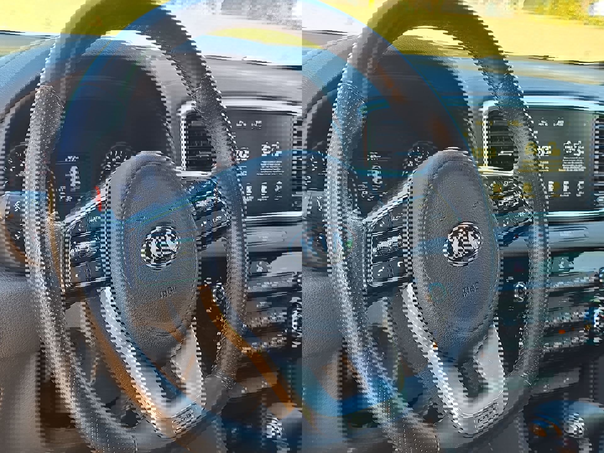 Used 2022 Kia Sportage Nightfall Edition w/ Nighfall AWD Premium Package image 15