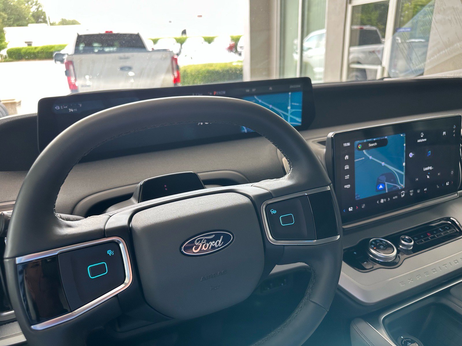 Certified 2025 Ford Expedition Active AWD/4WD image 33