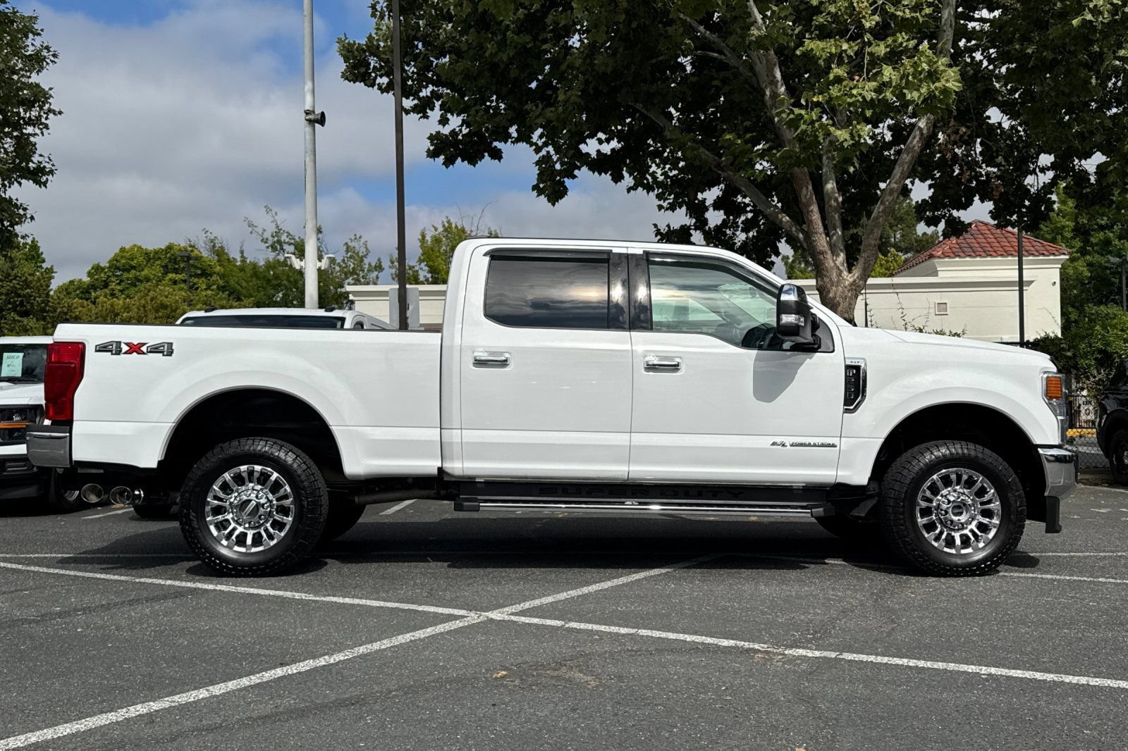 Certified 2022 Ford F250 XLT w/ XLT Premium Package AWD/4WD image 3