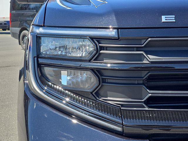 Certified 2025 Ford Expedition Max Active AWD/4WD image 9