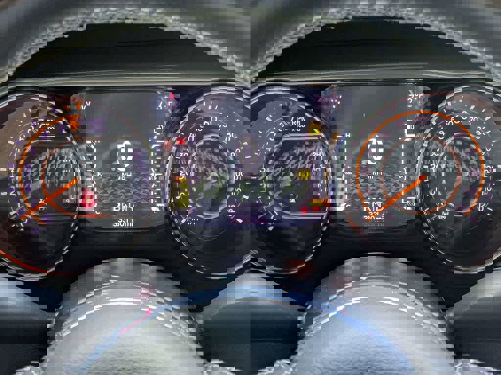 Used 2022 Jeep Wrangler Unlimited Sahara image 38