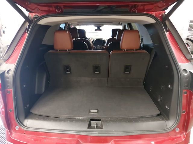 Used 2021 Chevrolet Traverse High Country image 12