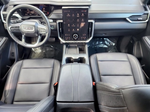 Used 2024 GMC Acadia Elevation w/ Luxury Package AWD/4WD image 12