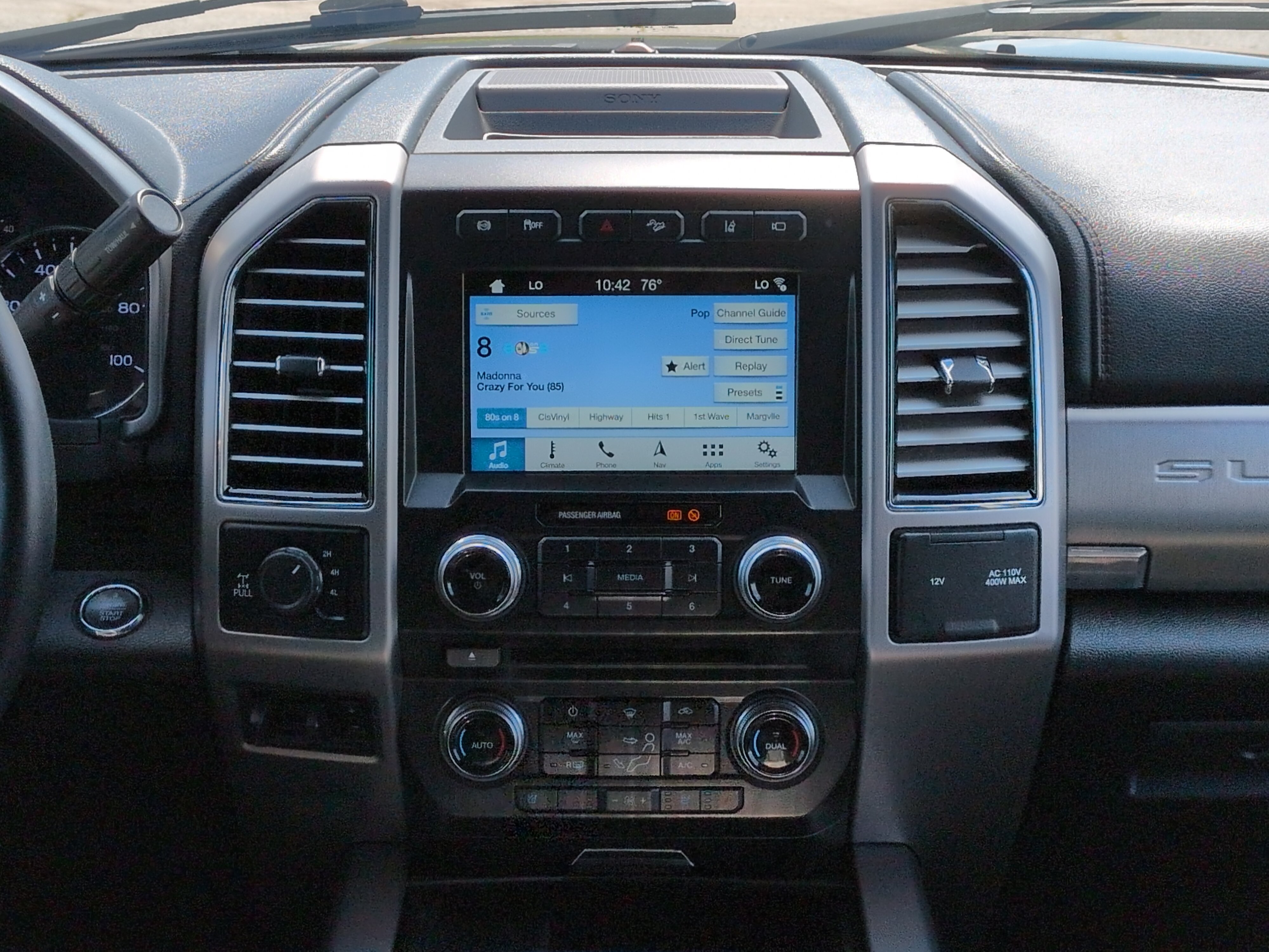 Certified 2018 Ford F250 Platinum w/ Platinum Ultimate Package AWD/4WD image 16