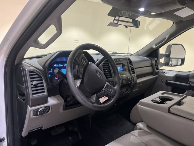 Certified 2019 Ford F250 XL w/ XL Value Package AWD/4WD image 9
