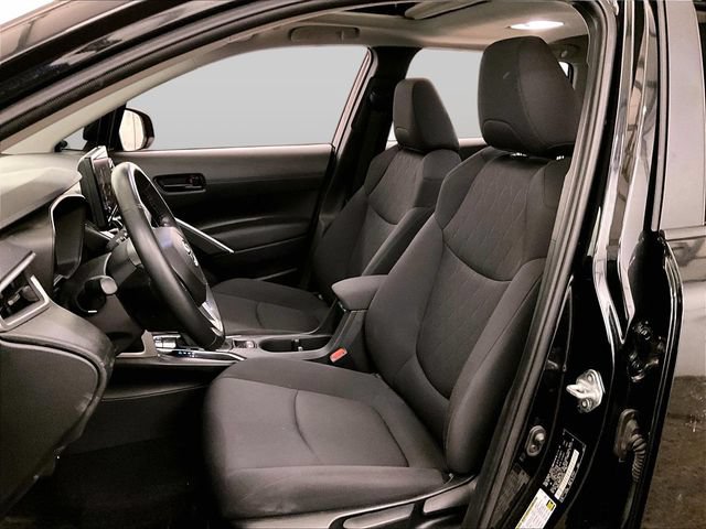 Used 2023 Toyota Corolla Cross LE w/ Moonroof Package AWD/4WD image 24