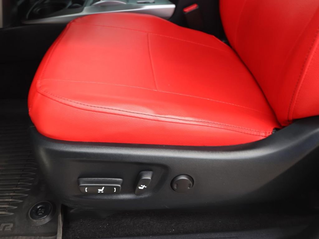 Used 2023 Toyota 4Runner Limited RWD image 19