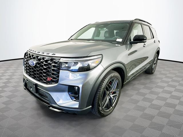Certified 2025 Ford Explorer ST AWD/4WD image 6