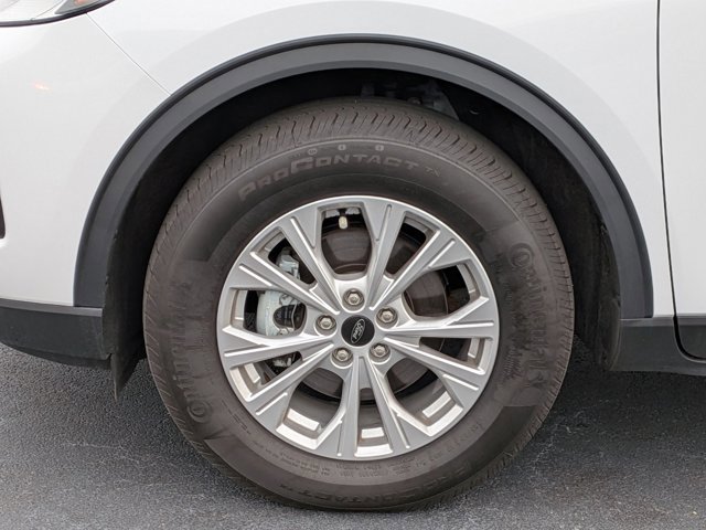 Certified 2023 Ford Escape Active w/ Tech Pack #2 image 9